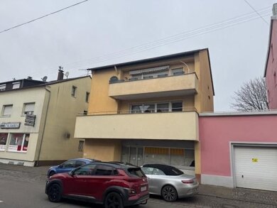 Wohn- und Geschäftshaus zum Kauf als Kapitalanlage geeignet 295.000 € 7 Zimmer 219 m² 821 m² Grundstück Bildstock Friedrichsthal 66299