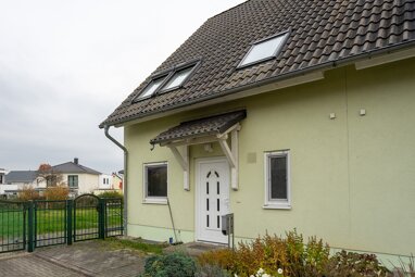 Doppelhaushälfte zum Kauf 475.000 € 5 Zimmer 184 m² 380 m² Grundstück Heide - Süd Halle (Saale) 06120