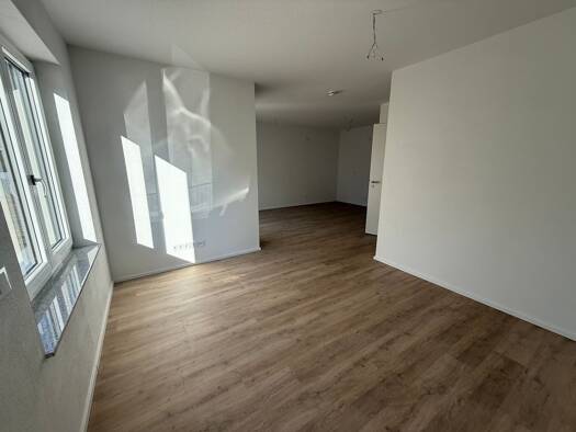 Terrassenwohnung zur Miete 966 € 2 Zimmer 60,4 m² frei ab sofort Mering 86415