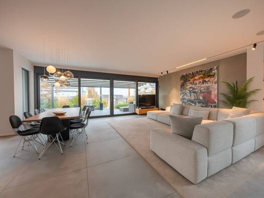 Villa zur Miete 8.500 € 7 Zimmer 348 m² 697 m² Grundstück Bad Vilbel 61118