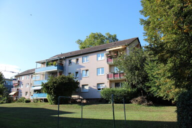 Wohnung zur Miete 850 € 4 Zimmer 71 m² 2. Geschoss frei ab sofort Friedrich-Stampfer-Straße 15 Bonames Frankfurt am Main 60437