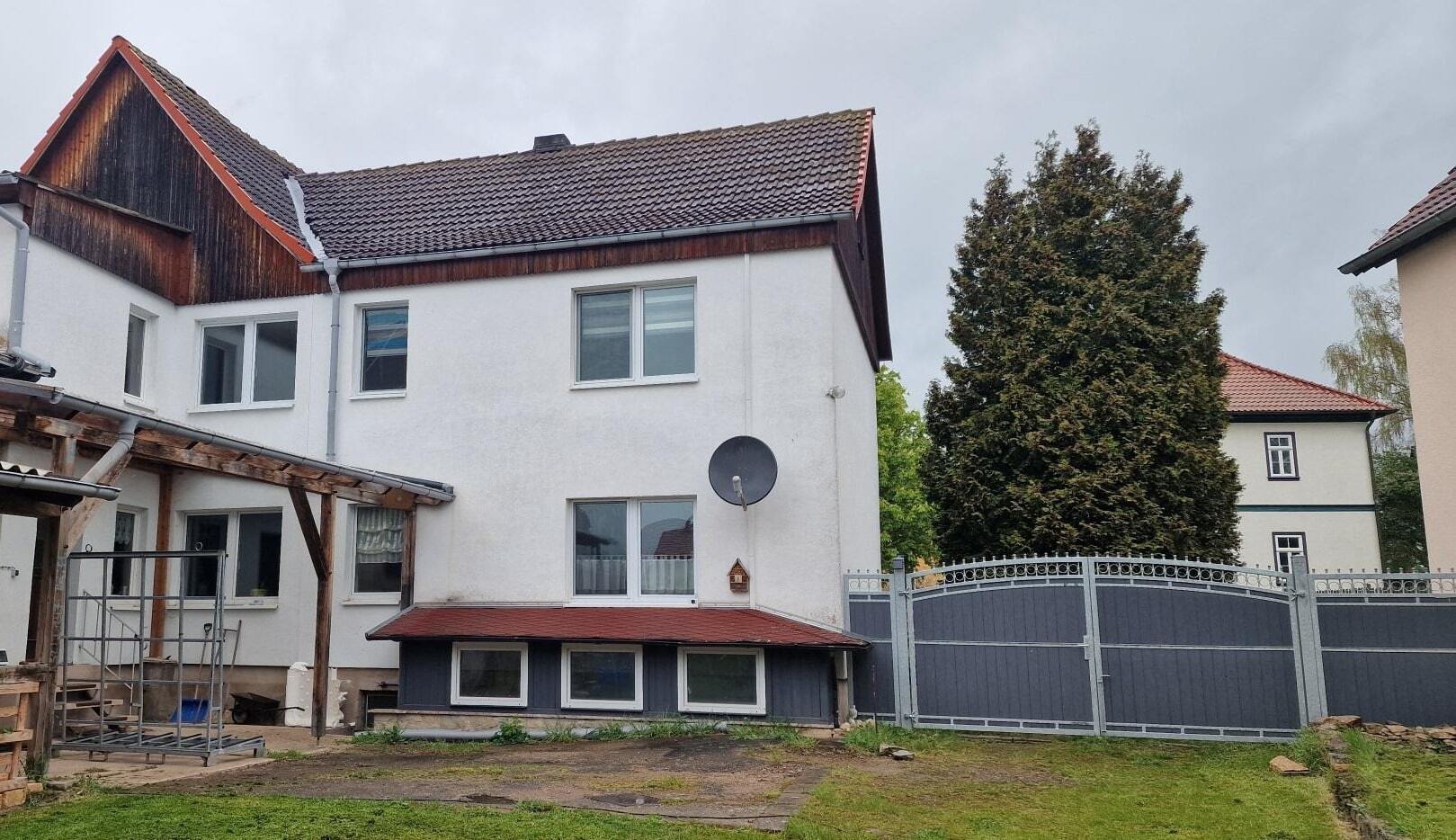 Einfamilienhaus zum Kauf 179.000 € 8 Zimmer 220 m²<br/>Wohnfläche 1.400 m²<br/>Grundstück ab sofort<br/>Verfügbarkeit Reichenbach Hörselberg-Hainich 99820