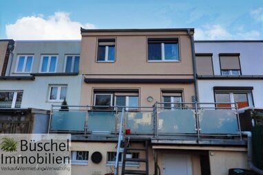 Reihenmittelhaus zum Kauf 169.000 € 4 Zimmer 90 m² 213 m² Grundstück Jenaer Straße 9 Wohngebiet Welsleber Straße Magdeburg 39122