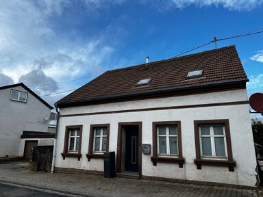 Einfamilienhaus zum Kauf 85.000 € 6 Zimmer 140 m² 432 m² Grundstück Heiligenwald Schiffweiler 66578