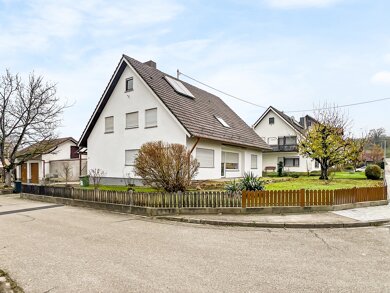 Mehrfamilienhaus zum Kauf 779.000 € 7 Zimmer 202 m² 874 m² Grundstück Königschaffhausen Endingen 79346