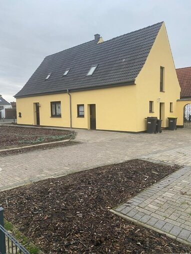 Einfamilienhaus zur Miete 1.950 € 7 Zimmer 140 m² 800 m² Grundstück frei ab sofort Brinkum Stuhr 28816