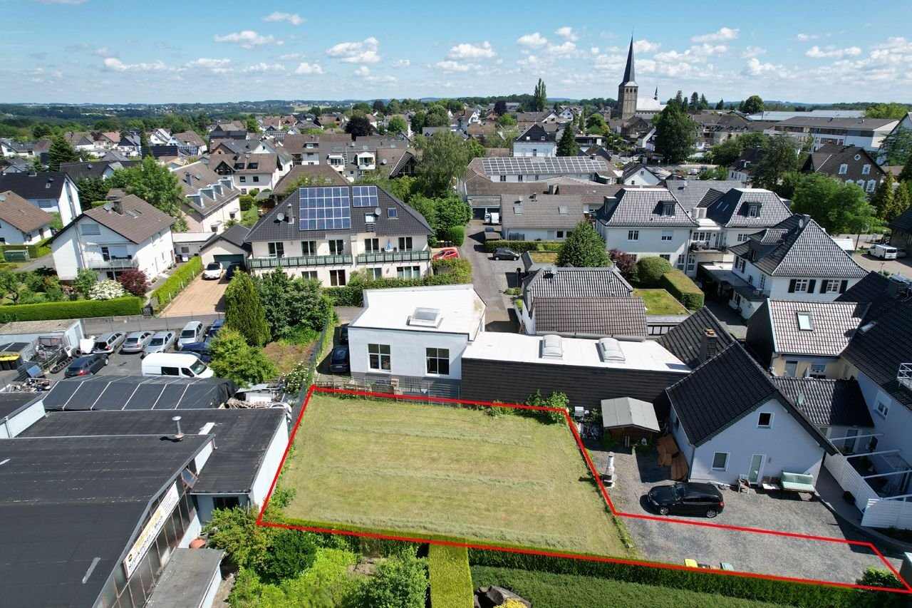 Grundstück zum Kauf 130.000 € 320 m²<br/>Grundstück Neunkirchen Neunkirchen-Seelscheid 53819