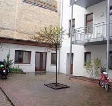 Wohnung zur Miete 575 € 3 Zimmer 97 m² Erdgeschoss Streiberstraße 40 Südliche Innenstadt Halle (Saale) 06110