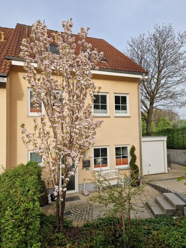 Doppelhaushälfte zum Kauf 365.000 € 6 Zimmer 150 m² 708 m² Grundstück Ernst-Schneller-Str. 99 J Kuhschnappel St. Egidien 09356