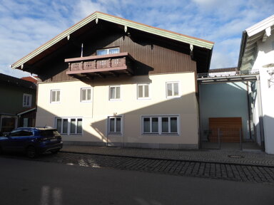 Wohnung zum Kauf 289.000 € 3 Zimmer 90 m² 1. Geschoss frei ab sofort Waging am See Waging a. See 83329