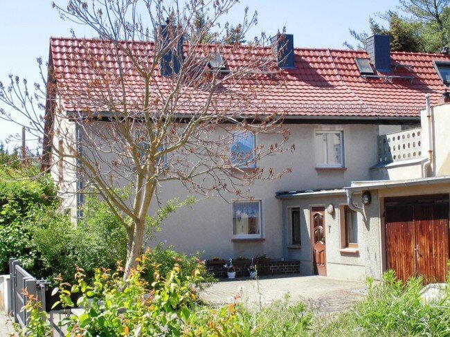 Doppelhaushälfte zum Kauf 399.000 € 5 Zimmer 123 m²<br/>Wohnfläche 810 m²<br/>Grundstück Radebeul 01445