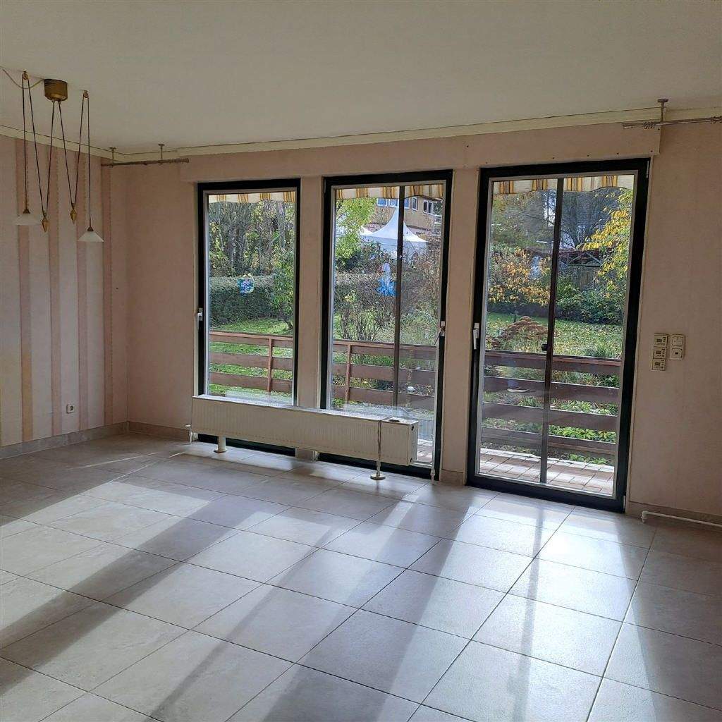 Immobilie in Ronneburg - Charmantes und familienfreundliches Einfamilienhaus mit schönem Garten und potenzieller Einliegerwohnung - Bild 3