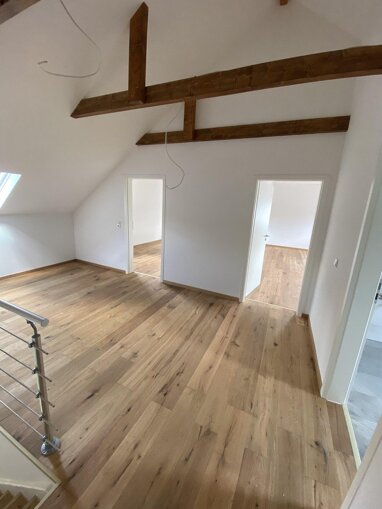 Wohnung zum Kauf Provisionsfrei 190.000 € 3 Zimmer 105,5 m² 1. Geschoss Limbach-Oberfrohna Limbach Oberfrohna 09212