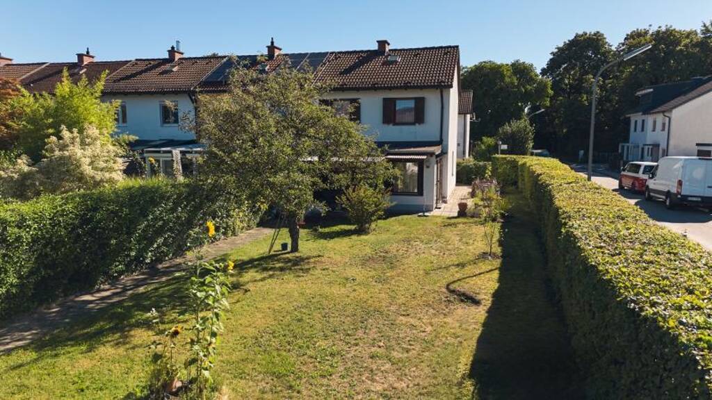 Haus zum Kauf 885.000 € 3 Zimmer 76 m² 455 m² Grundstück frei ab sofort Milbertshofen-Am Hart München 80937