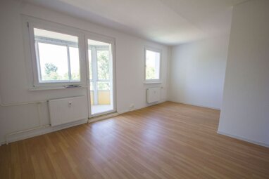 Wohnung zur Miete 465 € 4 Zimmer 70,4 m² 2. Geschoss Rigaer Str. 7 Südstadt Halle (Saale) 06128