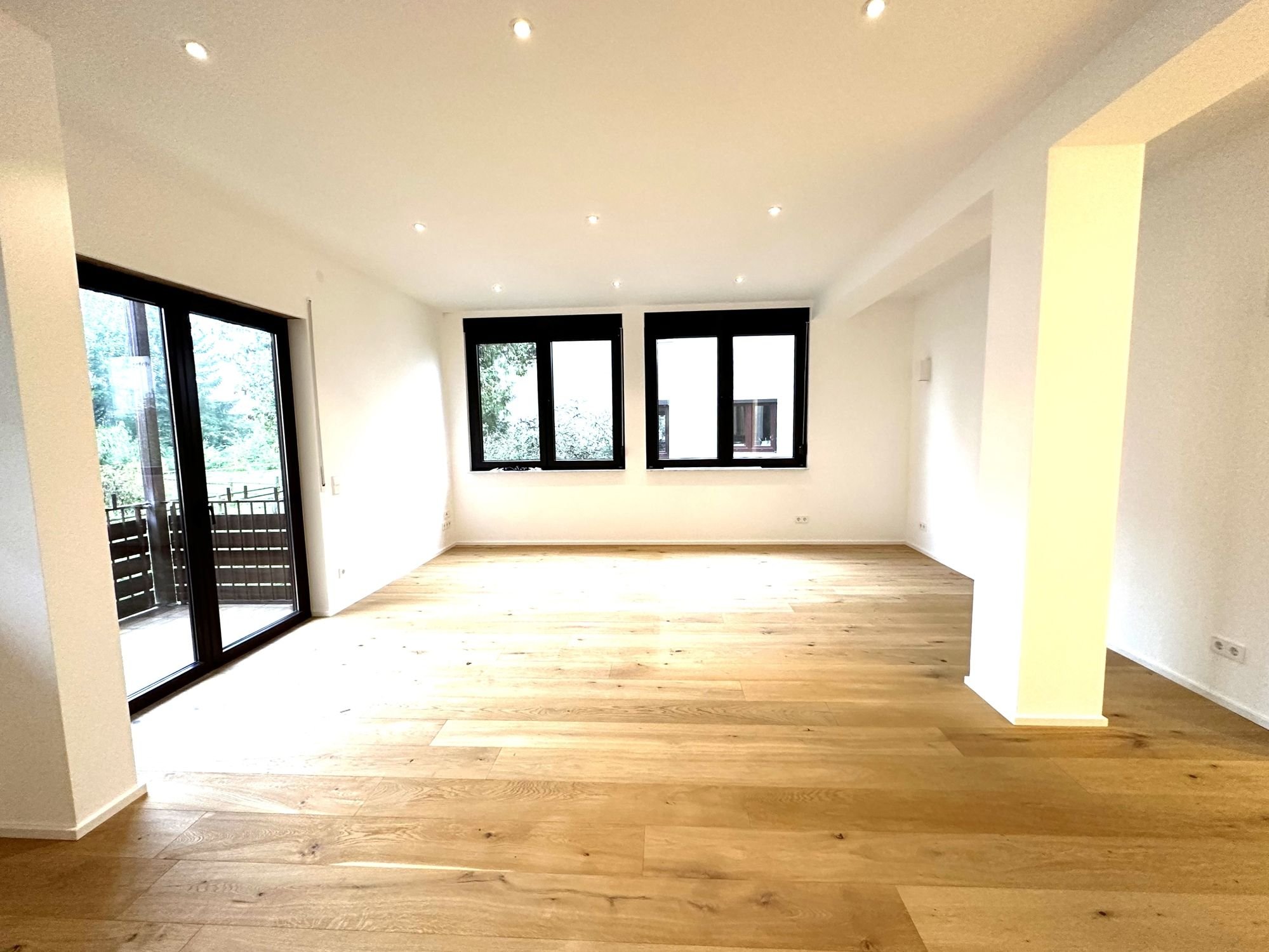 Wohnung zum Kauf 525.000 € 3 Zimmer 108 m²<br/>Wohnfläche Oberesslingen - West Esslingen 73730