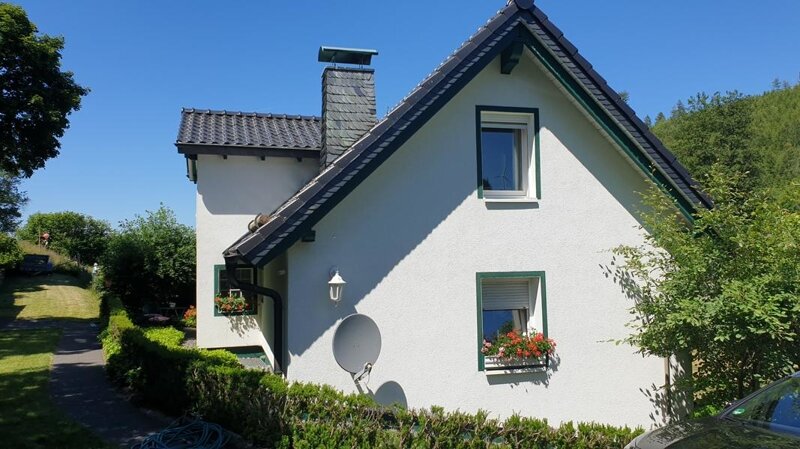 Einfamilienhaus zum Kauf 350.000 € 5 Zimmer 130 m²<br/>Wohnfläche 789 m²<br/>Grundstück Dotzlar Bad Berleburg 57319