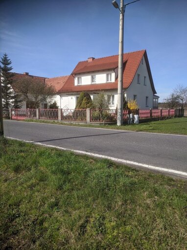 Einfamilienhaus zum Kauf Provisionsfrei 179.000 € 8 Zimmer 141 m² 675 m² Grundstück Hausdorf Kamenz 01917