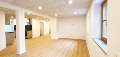 Wohnung zur Miete 1.200 € 2,5 Zimmer 92 m² 1. Geschoss frei ab sofort Kolbermoor 83059