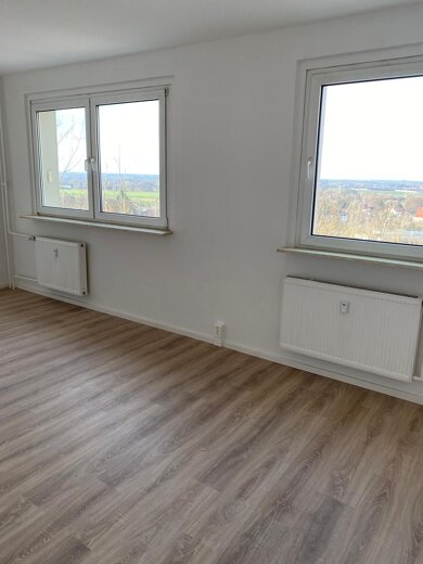 Wohnung zur Miete 344 € 1 Zimmer 34,1 m² 6. Geschoss frei ab sofort Mailänder Höhe 6 Südstadt Halle (Saale) 06128