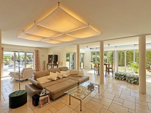 Einfamilienhaus zum Kauf 1.498.000 € 5 Zimmer 325 m² 1.750 m² Grundstück Creidlitz Coburg 96450