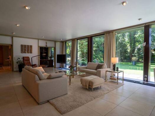 Haus zum Kauf 2.490.000 € 11 Zimmer 490 m² 4.864 m² Grundstück Dambach Fürth 90768