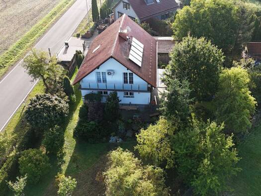 Einfamilienhaus zum Kauf 599.000 € 5 Zimmer 187,7 m² 939 m² Grundstück Neudietendorfer Straße 1 Großrettbach Drei Gleichen 99869