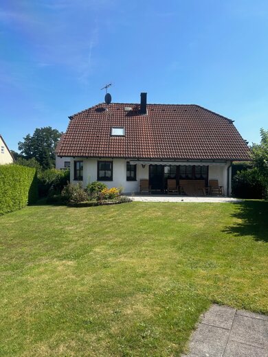 Einfamilienhaus zum Kauf 735.000 € 7 Zimmer 165 m² 744 m² Grundstück frei ab sofort Wachendorf Cadolzburg 90556