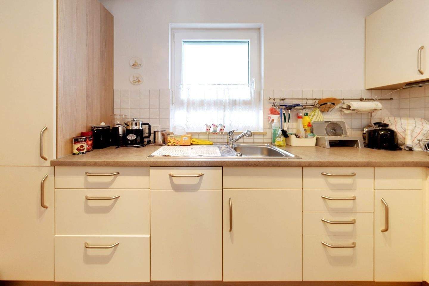 Immobilie in Neckartenzlingen - Seniorengerechte 2-Zimmer-ETW mit Küche & Balkon im betreuten Wohnen - Bild 4