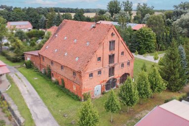 Halle/Industriefläche zum Kauf 76,59 € 940 m² Lagerfläche Am Speicher 7 Bredenfelde Woldegk 17348
