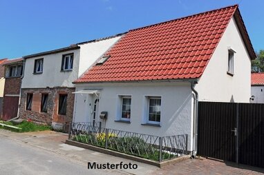 Einfamilienhaus zum Kauf Zwangsversteigerung 36.000 € 3 Zimmer 63 m² 3.756 m² Grundstück Lenschow Lenschow 19374