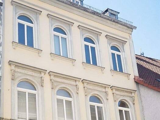 Mehrfamilienhaus zum Kauf als Kapitalanlage geeignet 59.000 € 10 Zimmer Altenburger Straße 0 Waldenburg 08396