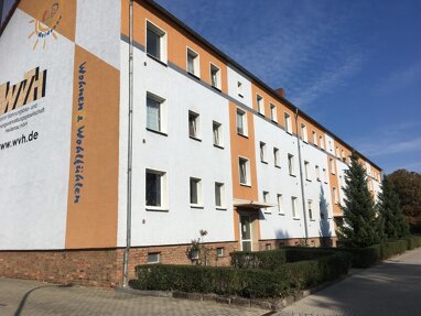 Wohnung zur Miete 360 € 3 Zimmer 58,4 m² Erdgeschoss Geschwister-Scholl-Straße 2 Heidenau 01809