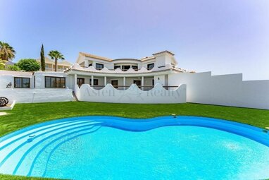 Villa zum Kauf Provisionsfrei 1.950.000 € 7 Zimmer 546 m² 1.038 m² Grundstück Adeje