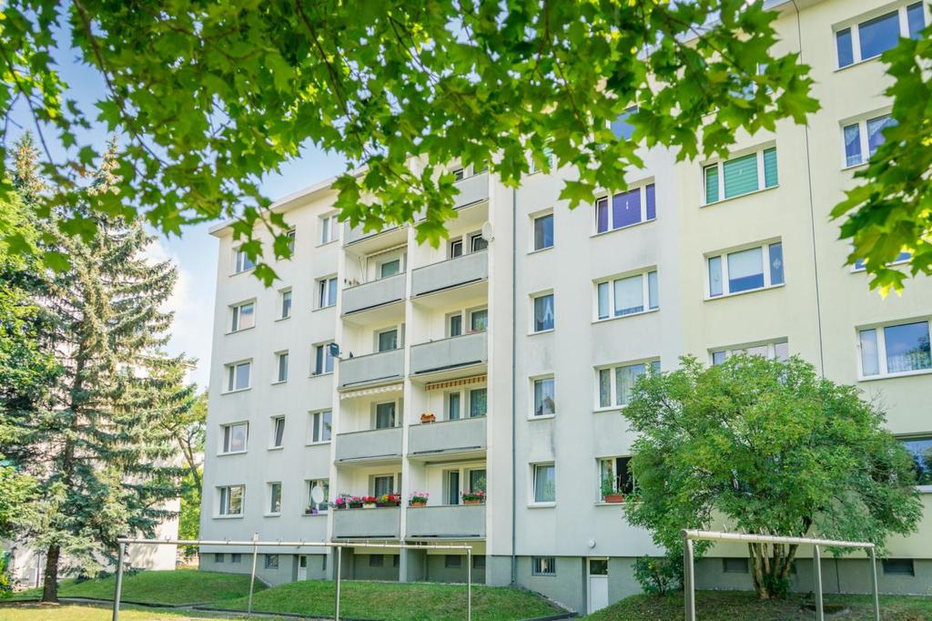 Wohnung zur Miete 354 € 3 Zimmer 59,6 m²<br/>Wohnfläche 3. Stock<br/>Geschoss Ernst-Enge-Str. 62 Gablenz 242 Chemnitz 09127