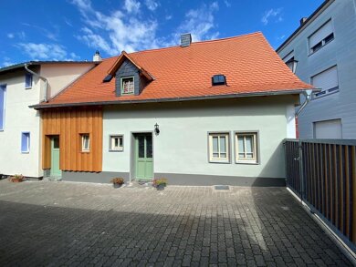 Mehrfamilienhaus zum Kauf provisionsfrei 685.000 € 11 Zimmer 204 m² 454 m² Grundstück frei ab 01.08.2025 Hintergasse , 16a Großauheim Hanau 63457