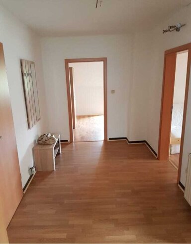 Wohnung zum Kauf provisionsfrei 98.000 € 2 Zimmer 65 m² Eisenacherstr. 34 Heimboldshausen Heimboldshausen 36269