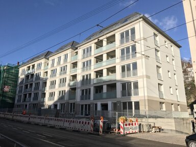 Wohnung zur Miete 700 € 4 Zimmer 87,3 m² frei ab sofort Hölderlinstr. 50 a Hölderlinplatz Stuttgart 70193