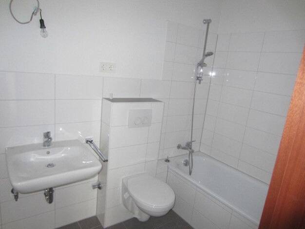 Wohnung zur Miete 835 € 4 Zimmer 81,8 m² 2. Geschoss frei ab 30.08.2025 Luisenschachtstr. 14 Zechenplatz Dortmund 44225