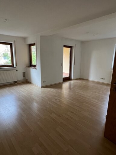 Wohnung zur Miete 400 € 2 Zimmer 62,5 m² EG frei ab sofort Louis-Lejeune-Str. 81 Niederlungwitz Glauchau 08371