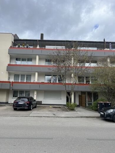 Wohnung zum Kauf 329.000 € 3 Zimmer 96 m² 4. Geschoss frei ab sofort Adelbertstraße 3 Gersthofen Gersthofen 86368