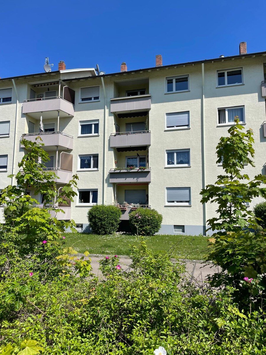Wohnung zum Kauf 190.000 € 3 Zimmer 66,7 m²<br/>Wohnfläche Johann - Peter - Hebel - Schule 77 Singen (Hohentwiel) / Friedingen 78224
