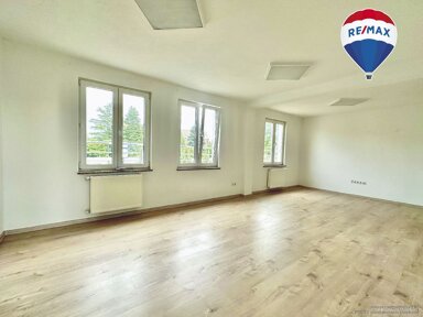 Wohnung zur Miete 422,50 € 2 Zimmer 65 m² 2. Geschoss frei ab sofort Platz des Friedens 2 Genthin Genthin 39307