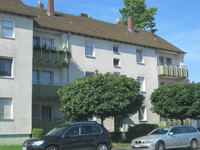 Wohnung zur Miete 657,49 € 3 Zimmer 70,3 m²<br/>Wohnfläche 1. Stock<br/>Geschoss 22.07.2024<br/>Verfügbarkeit Gottfried-Hagen-Str. 2 Humboldt / Gremberg Köln 51105