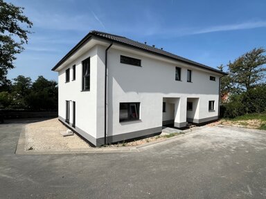 Haus zum Kauf 475.000 € 4 Zimmer 143 m² 240 m² Grundstück frei ab sofort Buch 34 Buch Gremsdorf 91350