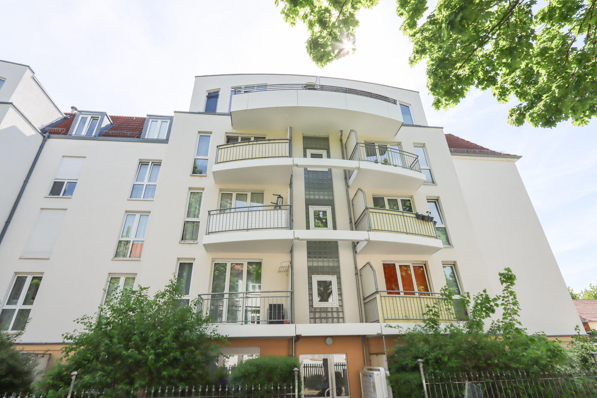 Wohnung zum Kauf 69.900 € 1 Zimmer 27 m²<br/>Wohnfläche 4. Stock<br/>Geschoss Leutewitz Dresden 01157