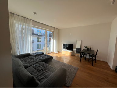 Studio zur Miete 2.085 € 3 Zimmer 75,6 m² 5. Geschoss frei ab 16.12.2024 Singapurstraße HafenCity Hamburg 20457