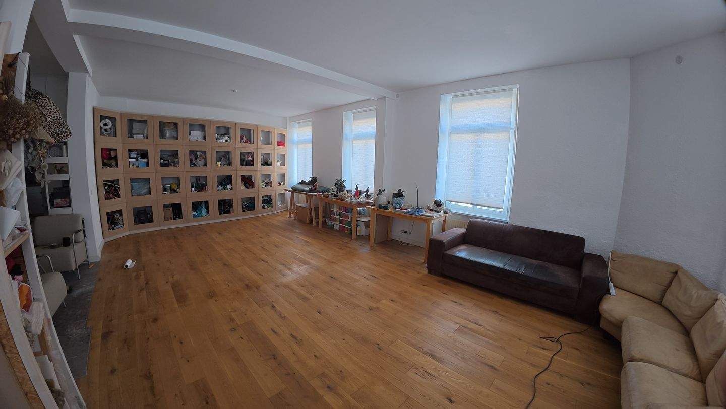 ****Künstlerisch designte ETW in Stadtnähe mit Flair****