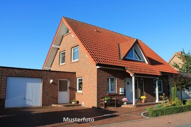 Einfamilienhaus zum Kauf Zwangsversteigerung 416.000 € 1 Zimmer 232 m² 1.317 m² Grundstück Schweppenhausen 55444