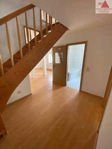 Wohnung zur Miete 270 € 2 Zimmer 54,4 m² 3. Geschoss Lichtensteiner Str. 25 Niederwürschnitz 09399